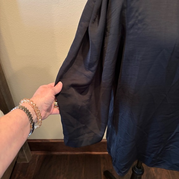 NWT Karl Lagerfeld Black 3/4 Sleeve Blouse Top,Medium, Office Casual Lightweight - Picture 6 of 15